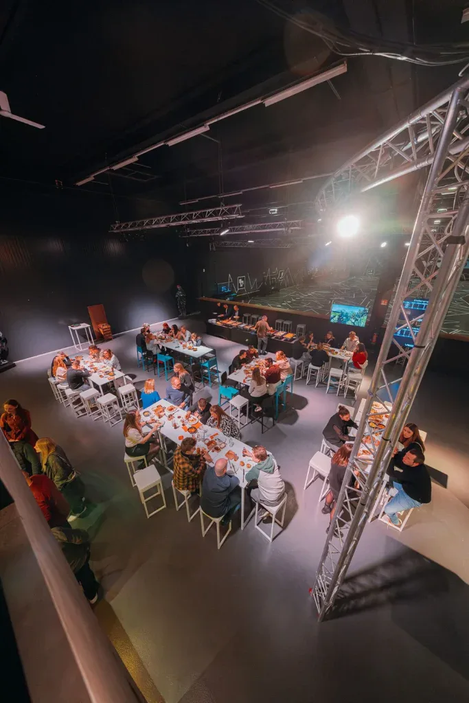 Teambuilding bij VR Base Mechelen met moderne eventruimte